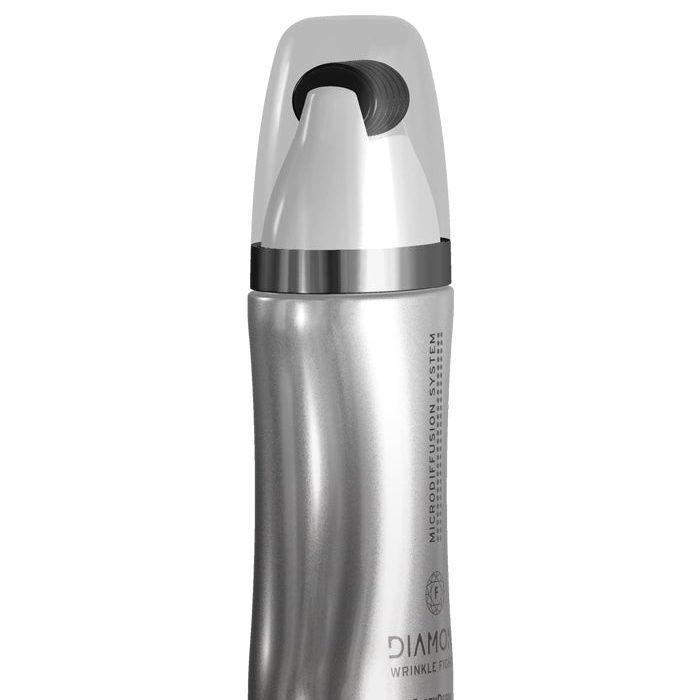 Diamond_Wrinkle_Fighter_40ml_700x963_03_4000x@2x.progressive